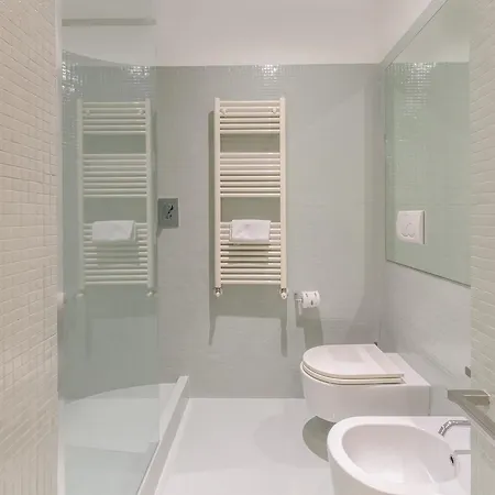 Silver Spanish's Steps Apartment Rome