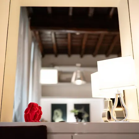 Silver Spanish's Steps Apartman